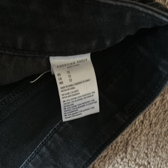 Hi-rise Shortie shorts in black - Picture 6 of 6